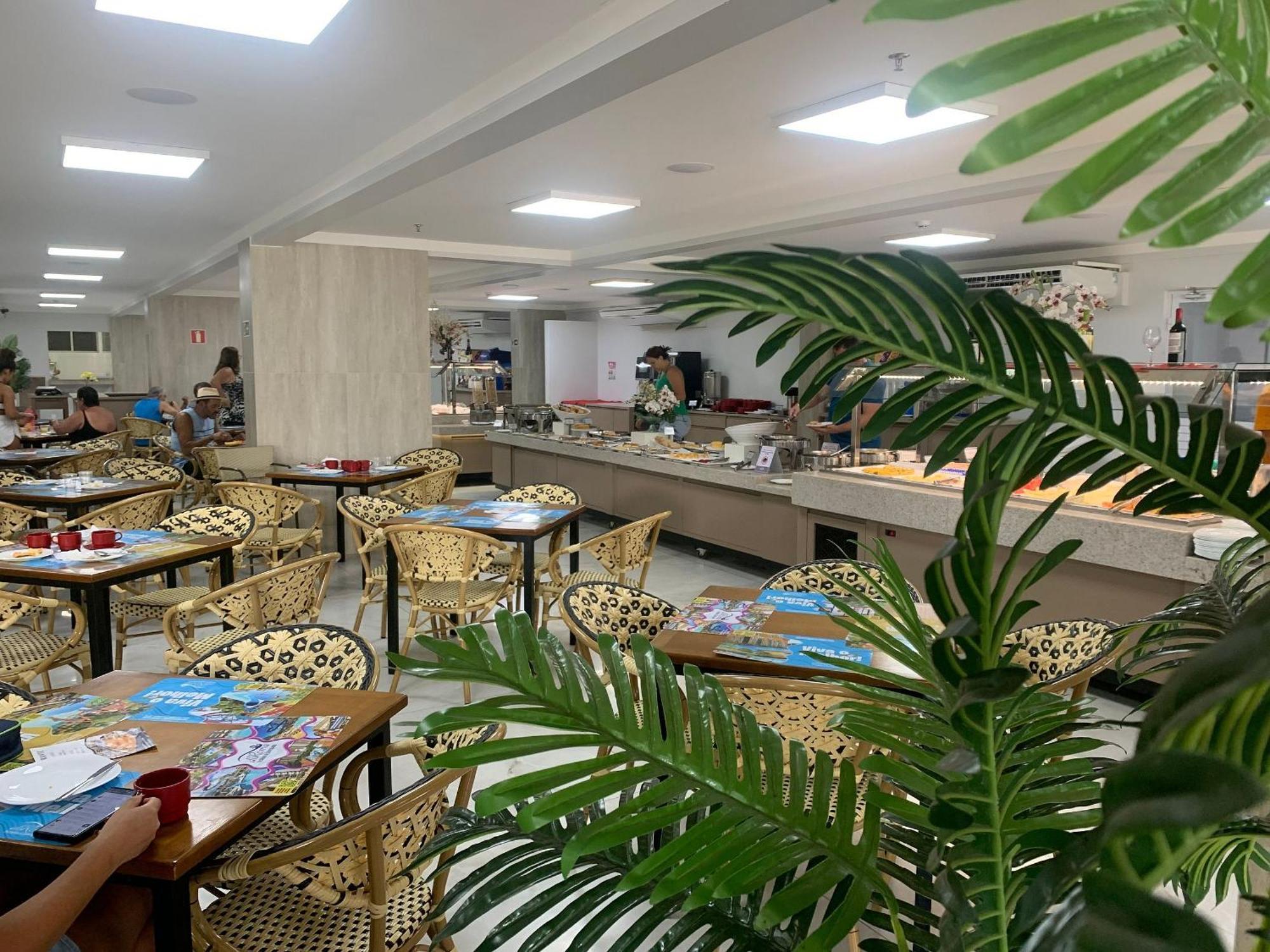 Hotel Spazzio Diroma Cafe Da Manha E Acesso Ao Acqua Park Калдас-Новас Экстерьер фото