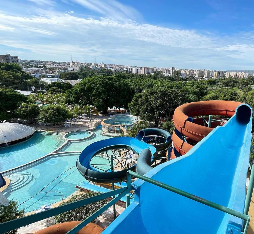Hotel Spazzio Diroma Cafe Da Manha E Acesso Ao Acqua Park Калдас-Новас Экстерьер фото