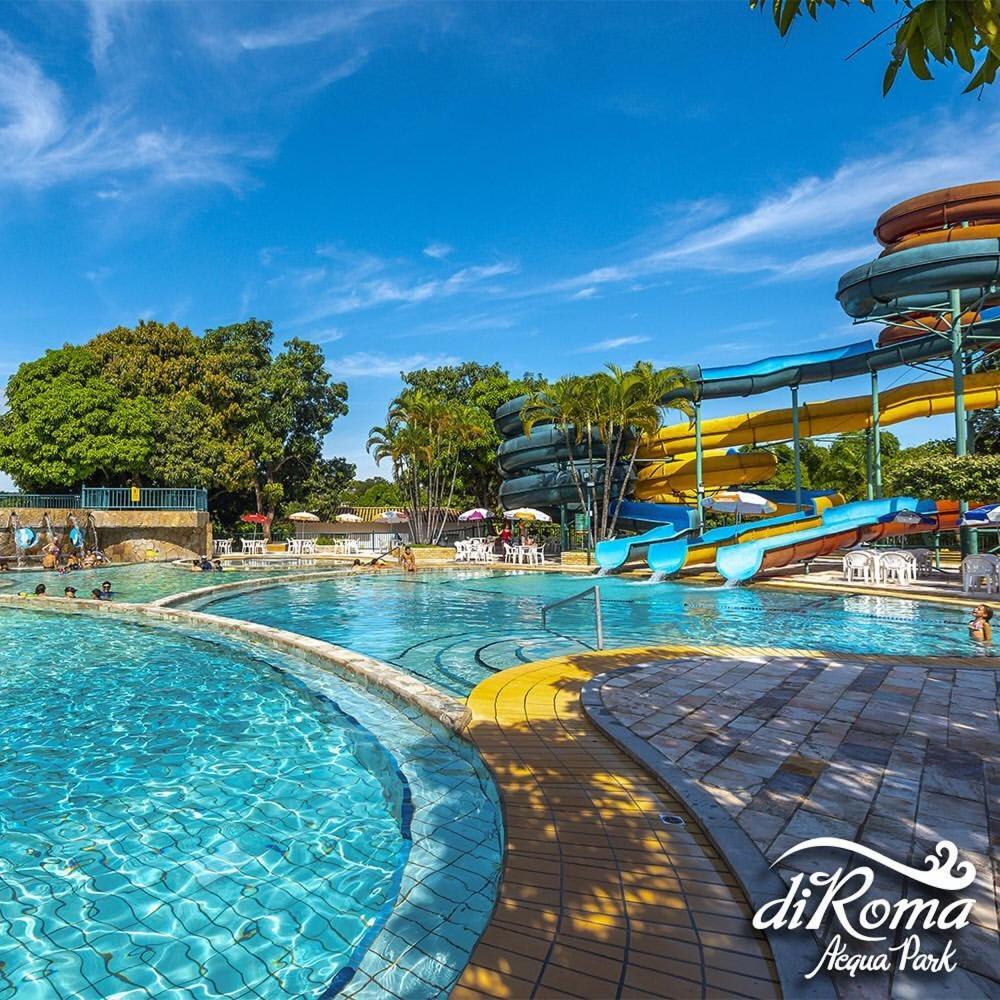 Hotel Spazzio Diroma Cafe Da Manha E Acesso Ao Acqua Park Калдас-Новас Экстерьер фото